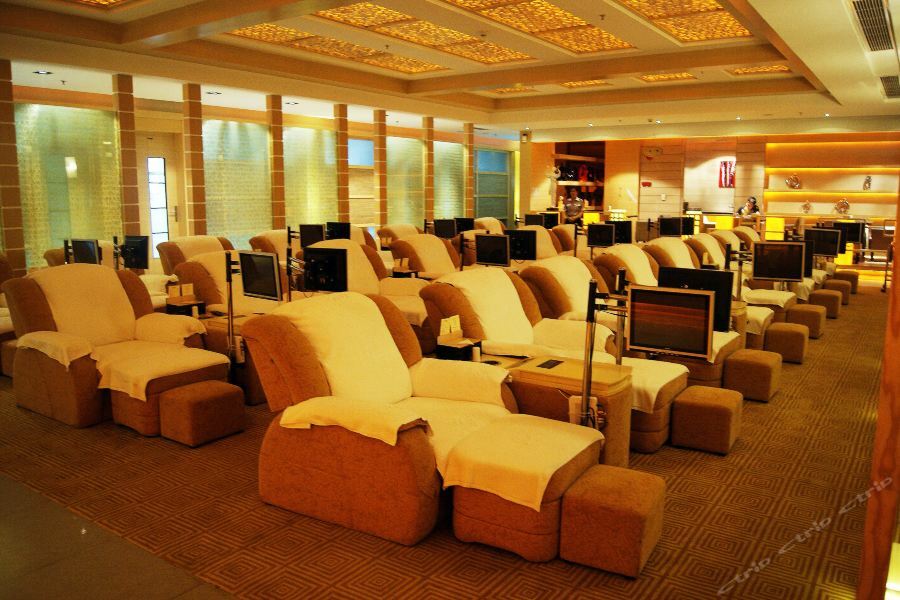 שונדה Foshan Royal Prince Hotel מראה חיצוני תמונה