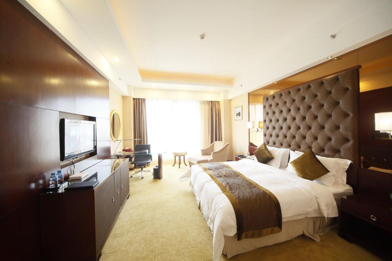 שונדה Foshan Royal Prince Hotel מראה חיצוני תמונה