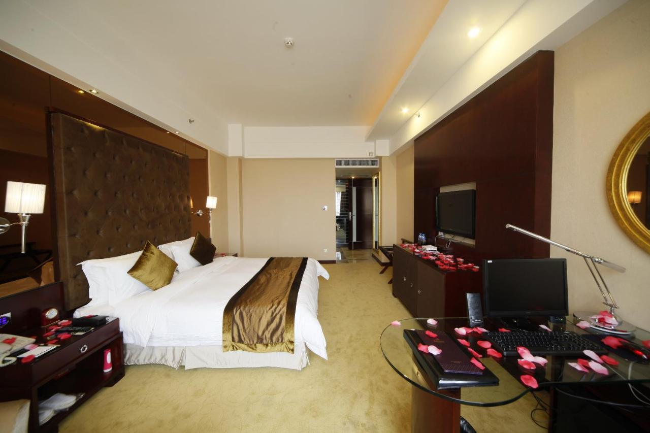 שונדה Foshan Royal Prince Hotel מראה חיצוני תמונה